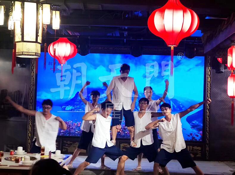 正宗特色火鍋加盟費(fèi)多少,不妨來(lái)算一下