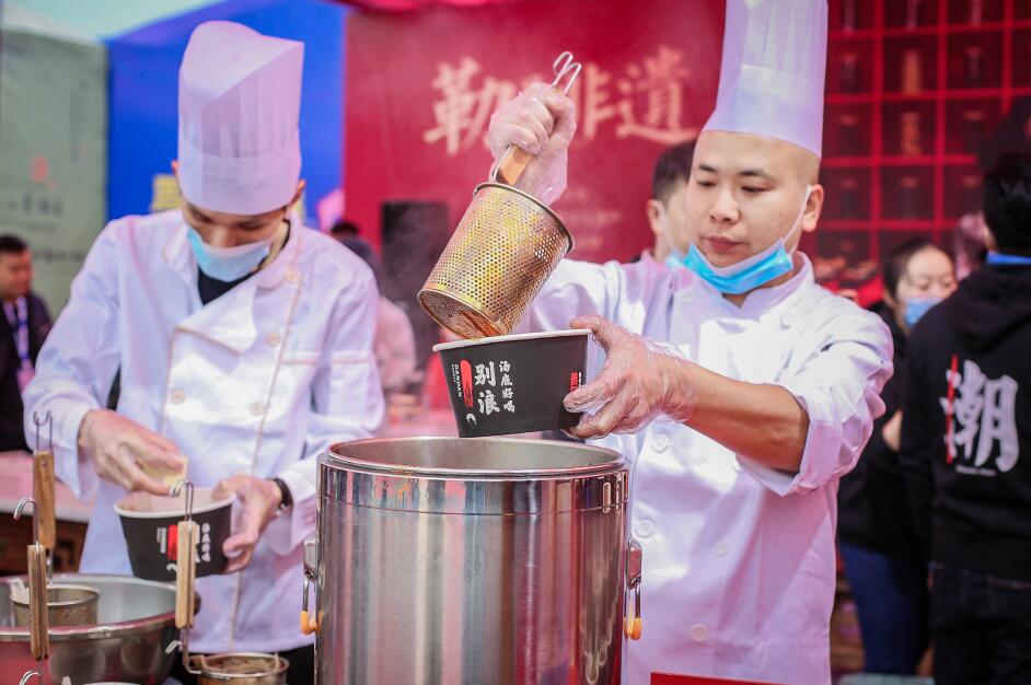 任丘開火鍋加盟店,請先做好這些調(diào)研工作!