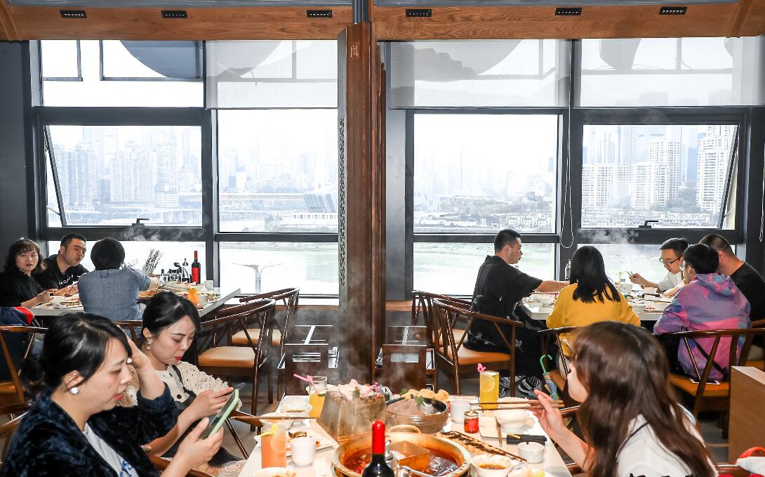 大同開火鍋加盟店，需要聘請(qǐng)多少員工？