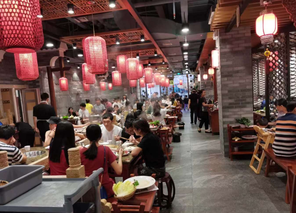 赤峰開火鍋加盟店，如何保障餐品標準化？