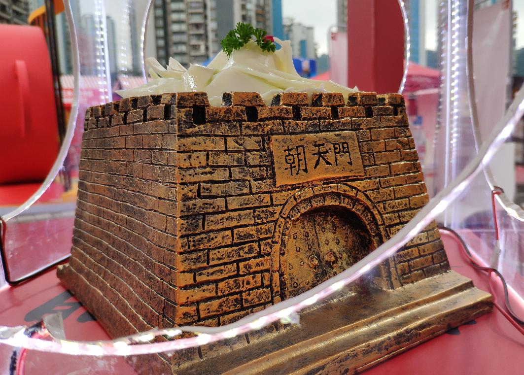 冬季吃什么暖和?鮮香菌湯火鍋滋補身心!